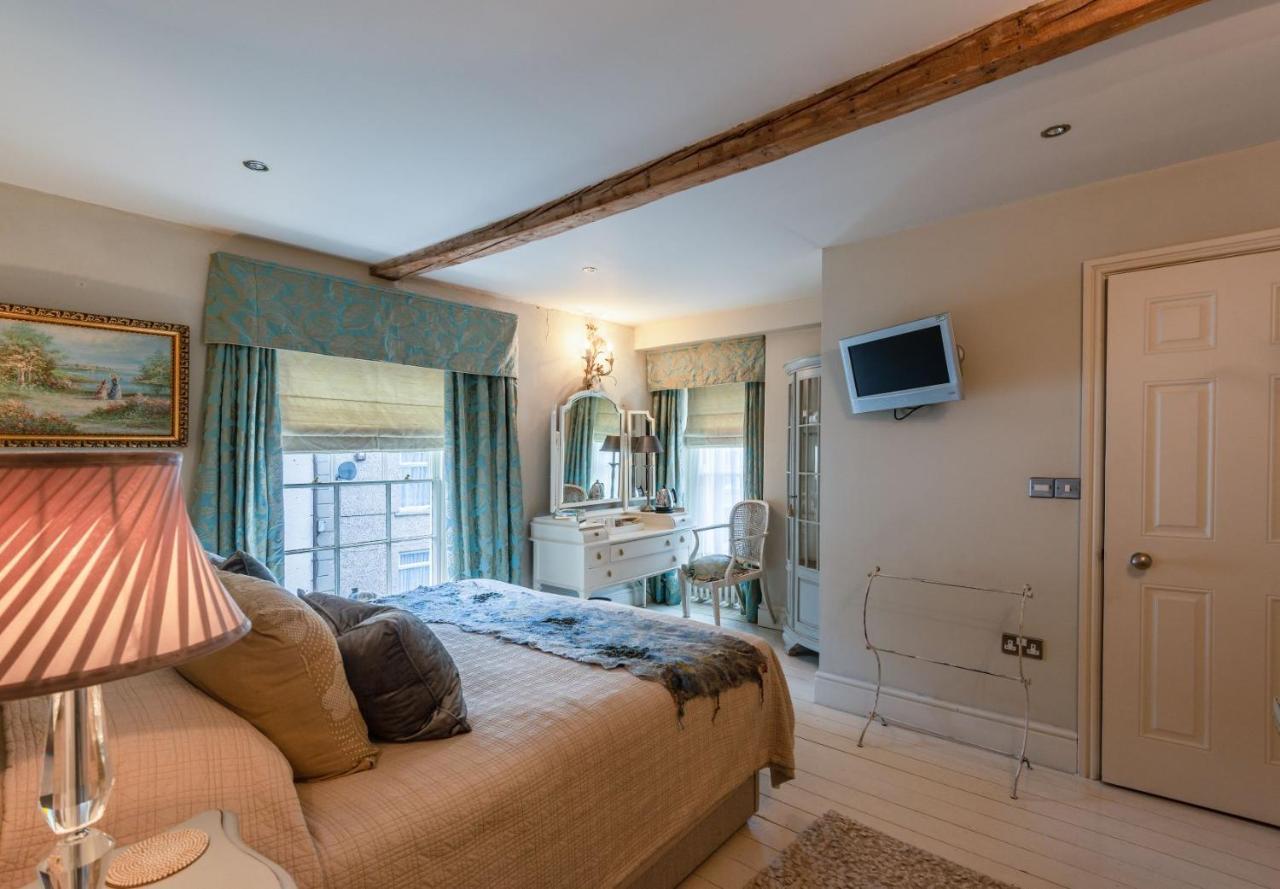 The New White Lion Hotel Llandovery Eksteriør billede